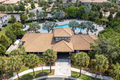 Townhouse in Davenport, Florida 6 bedrooms, 278.24 sq.m. № 1771967 - photo 9