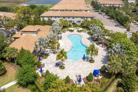 Townhouse in Davenport, Florida 6 bedrooms, 278.24 sq.m. № 1771967 - photo 8