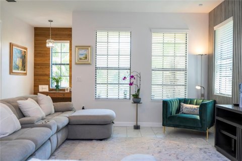 Townhouse in Davenport, Florida 6 bedrooms, 278.24 sq.m. № 1771967 - photo 29