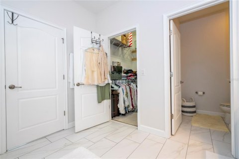 Townhouse in Davenport, Florida 6 bedrooms, 278.24 sq.m. № 1771967 - photo 19