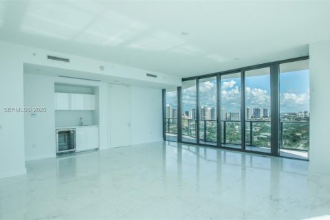 Снять в аренду кондоминиум в Санни-Айлс-Бич, Флорида 4 спальни, 463.77м2, № 1983760 - фото 8