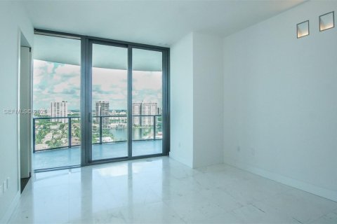 Снять в аренду кондоминиум в Санни-Айлс-Бич, Флорида 4 спальни, 463.77м2, № 1983760 - фото 17