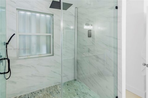 Villa ou maison à vendre à Miramar, Floride: 3 chambres, 160.35 m2 № 1999655 - photo 13