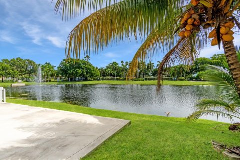 Villa ou maison à vendre à Miramar, Floride: 3 chambres, 160.35 m2 № 1999655 - photo 8