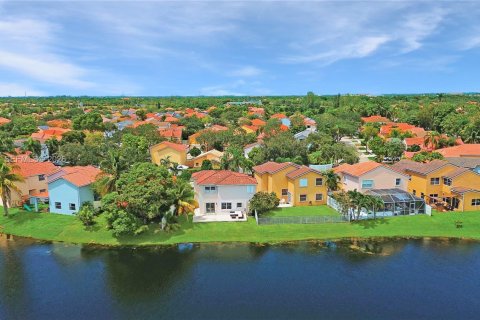Villa ou maison à vendre à Miramar, Floride: 3 chambres, 160.35 m2 № 1999655 - photo 9