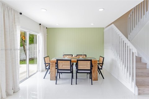 Villa ou maison à vendre à Miramar, Floride: 3 chambres, 160.35 m2 № 1999655 - photo 25