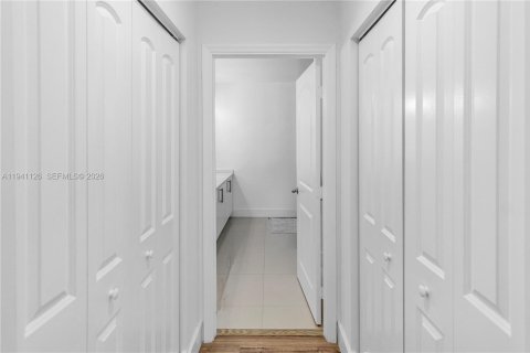 Villa ou maison à vendre à Miramar, Floride: 3 chambres, 160.35 m2 № 1999655 - photo 16