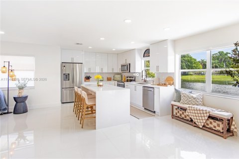 Villa ou maison à vendre à Miramar, Floride: 3 chambres, 160.35 m2 № 1999655 - photo 28