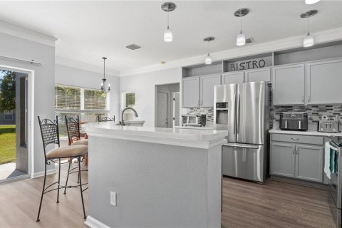 House in Orlando, Florida 5 bedrooms, 255.11 sq.m. № 2338838 - photo 11