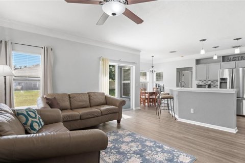 House in Orlando, Florida 5 bedrooms, 255.11 sq.m. № 2338838 - photo 8