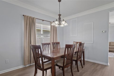 House in Orlando, Florida 5 bedrooms, 255.11 sq.m. № 2338838 - photo 16