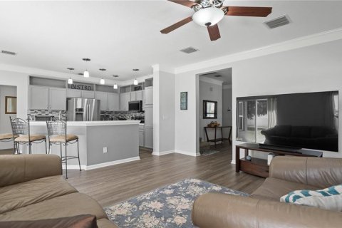 House in Orlando, Florida 5 bedrooms, 255.11 sq.m. № 2338838 - photo 10