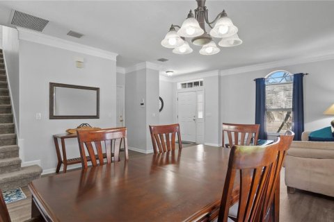 House in Orlando, Florida 5 bedrooms, 255.11 sq.m. № 2338838 - photo 15
