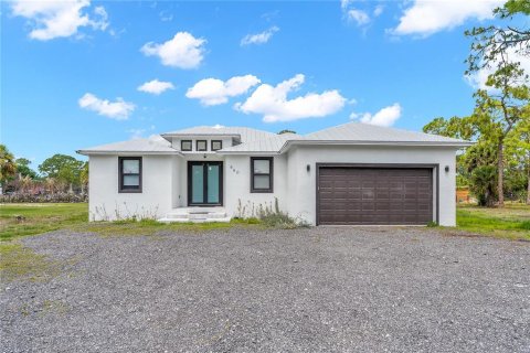 Casa en venta en Clewiston, Florida, 4 dormitorios, 232.26 m2 № 2212702 - foto 2