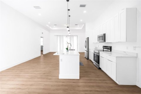 Casa en venta en Clewiston, Florida, 4 dormitorios, 232.26 m2 № 2212702 - foto 12