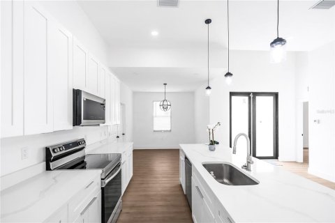 Casa en venta en Clewiston, Florida, 4 dormitorios, 232.26 m2 № 2212702 - foto 18