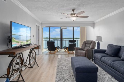 Condo in Port Richey, Florida, 2 bedrooms  № 2396330 - photo 7