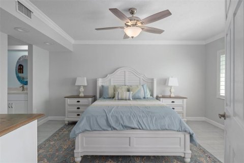 Condo in Port Richey, Florida, 2 bedrooms  № 2396330 - photo 23
