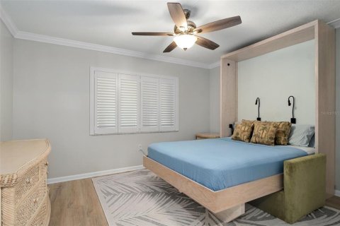 Condo in Port Richey, Florida, 2 bedrooms  № 2396330 - photo 20