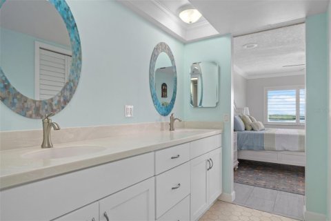Condo in Port Richey, Florida, 2 bedrooms  № 2396330 - photo 28