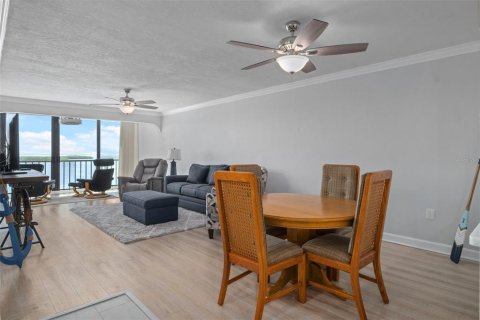 Condo in Port Richey, Florida, 2 bedrooms  № 2396330 - photo 4