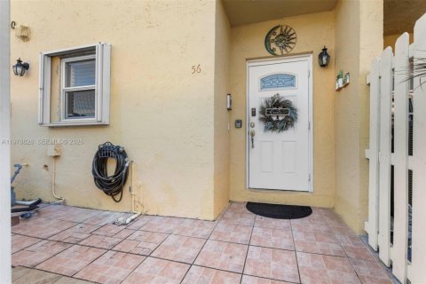 Touwnhouse à louer à Kendall, Floride: 2 chambres, 134.71 m2 № 2047199 - photo 25