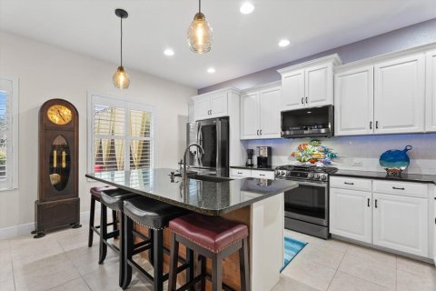 Villa ou maison à vendre à Sarasota, Floride: 4 chambres, 241.55 m2 № 2313029 - photo 15