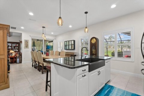 Villa ou maison à vendre à Sarasota, Floride: 4 chambres, 241.55 m2 № 2313029 - photo 18