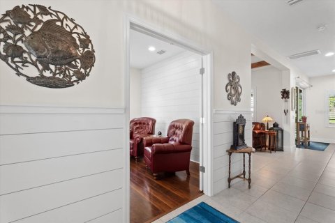 Villa ou maison à vendre à Sarasota, Floride: 4 chambres, 241.55 m2 № 2313029 - photo 4