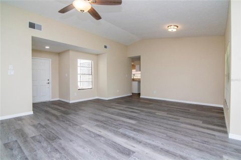 House in Brandon, Florida 4 bedrooms, 180.97 sq.m. № 1856128 - photo 7