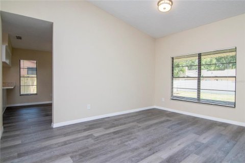 House in Brandon, Florida 4 bedrooms, 180.97 sq.m. № 1856128 - photo 11
