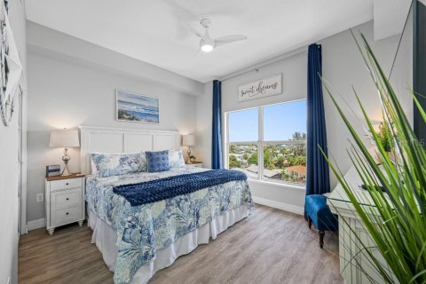 Condo in Madeira Beach, Florida, 2 bedrooms  № 2393884 - photo 6