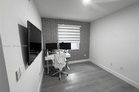 Appartement à louer à Doral, Floride: 3 chambres, 118.08 m2 № 1999172 - photo 12