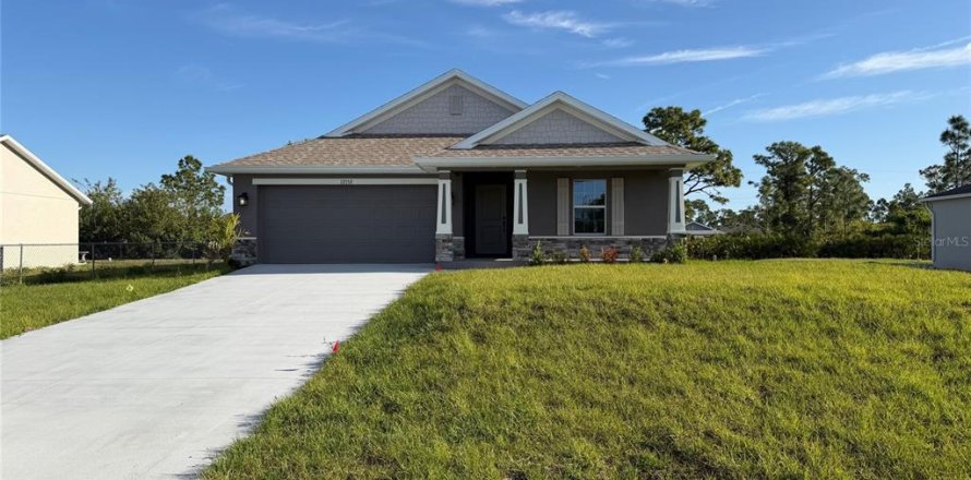 House in Port Charlotte, Florida 3 bedrooms, 140.47 sq.m. № 2141339