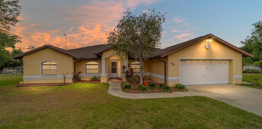 Villa ou maison à Ocala, Floride 3 chambres, 185.71 m2 № 1677520