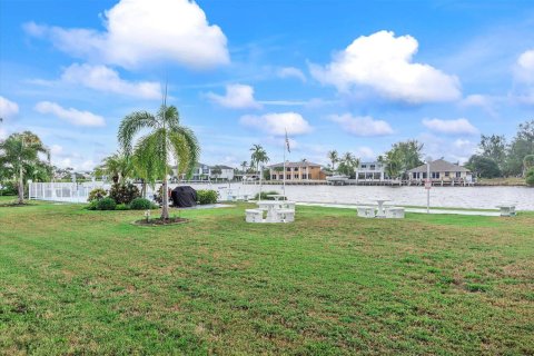 Condo in Pompano Beach, Florida, 1 bedroom  № 2086481 - photo 13