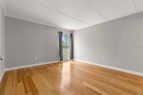 Condo in Tampa, Florida, 1 bedroom  № 1759982 - photo 15