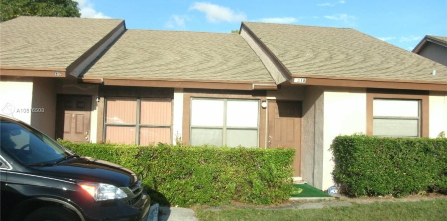 Casa en Wellington, Florida 2 dormitorios, 94.3 m2 № 1872210