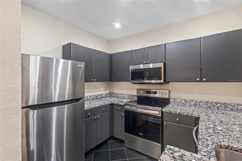 Condo in Orlando, Florida, 1 bedroom  № 1832956 - photo 3