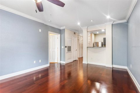 Condo in Orlando, Florida, 1 bedroom  № 1832956 - photo 9