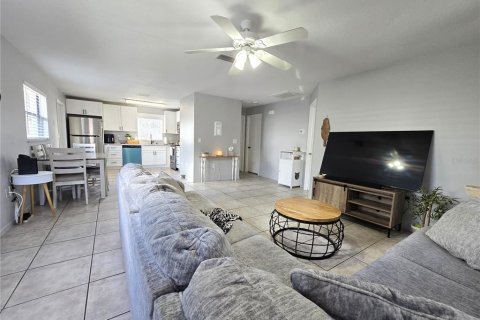 Immobilier commercial à vendre à New Port Richey, Floride: 190.26 m2 № 2204201 - photo 3