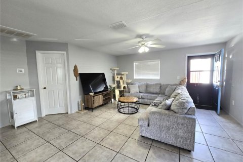 Immobilier commercial à vendre à New Port Richey, Floride: 190.26 m2 № 2204201 - photo 17