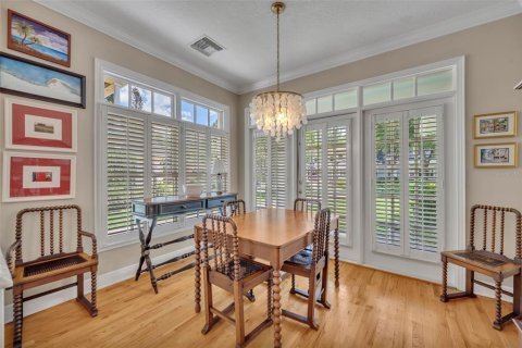 House in Winter Park, Florida 4 bedrooms, 321.44 sq.m. № 2151882 - photo 15