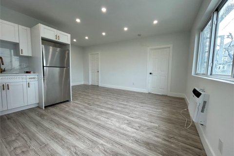 Appartement à louer à Miami Beach, Floride: 2 chambres, 69.68 m2 № 1939278 - photo 4