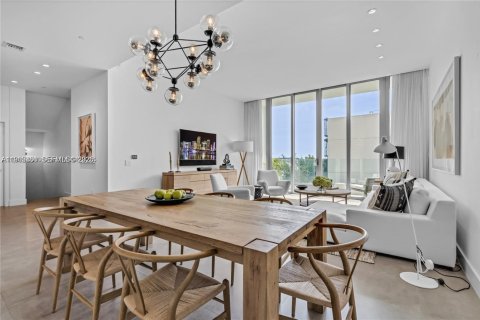 Copropriété à louer à Miami, Floride: 4 chambres, 310.39 m2 № 2025135 - photo 21