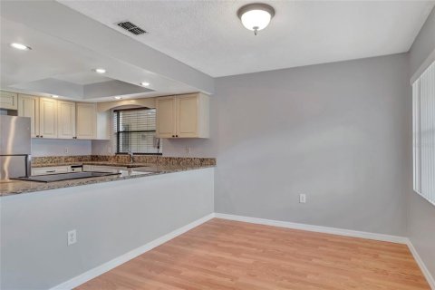 Condo in Altamonte Springs, Florida, 3 bedrooms  № 1870450 - photo 11