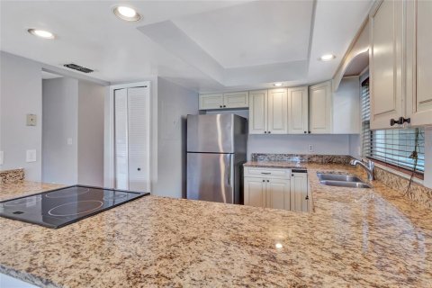 Condo in Altamonte Springs, Florida, 3 bedrooms  № 1870450 - photo 10