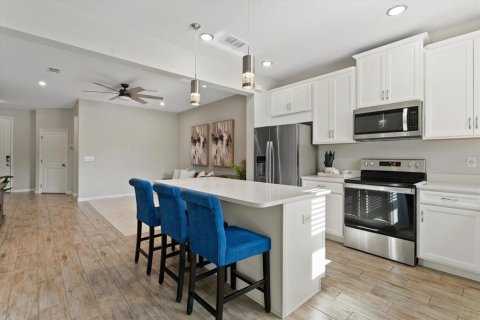 Touwnhouse à vendre à Bradenton, Floride: 3 chambres, 149.94 m2 № 2437199 - photo 12