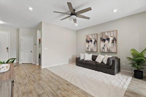 Touwnhouse à vendre à Bradenton, Floride: 3 chambres, 149.94 m2 № 2437199 - photo 6