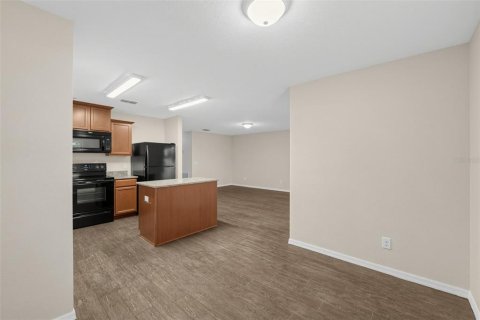 Villa ou maison à vendre à Haines City, Floride: 3 chambres, 128.02 m2 № 2377879 - photo 6